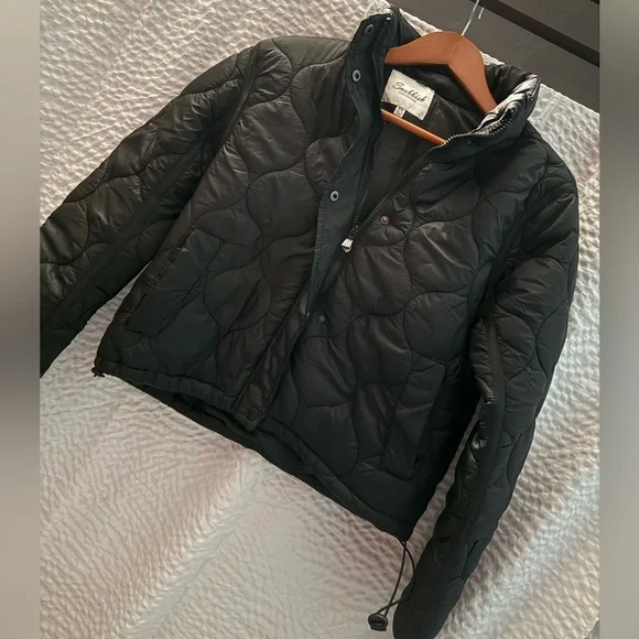 Snobbish Collections Black Quilted Puffer Jacket - Picture 2 of 6